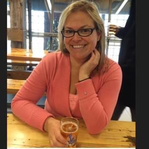 Meet your Posher, Andrea